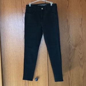 Ladies American Eagle, Black, high rise jegging. Size 10.